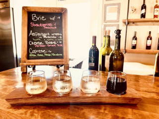 Irish Vineyards Tasting Room