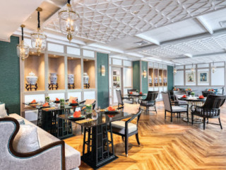 The House Of Smooth Curry The Athenee a Luxury Collection Bangkok