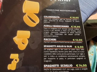 Fuja Fuja Pizzeria Hamburgeria
