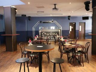 restaurant image