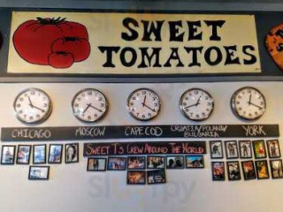 Sweet Tomatoes Pizza