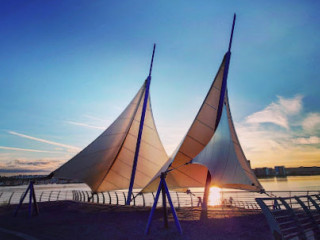 Cardiff Bay Barrage