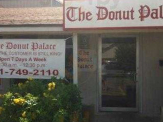 Donut Palace