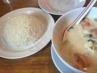 Thai Khao Kaeng Express Pizzeria