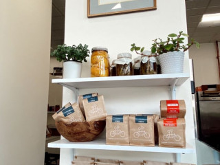 Sandpiper Bakery