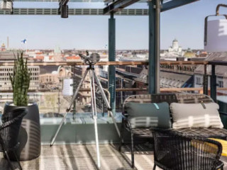 Monkey Rooftop