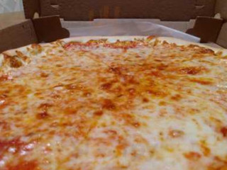 Zeeno's Pizza