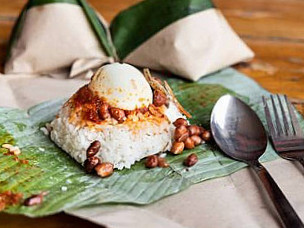 Nasi Lemak Mak Ngah Ani