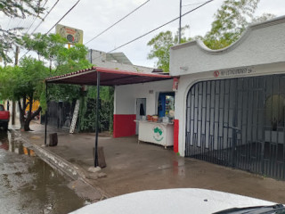 Menudo Y Barbacoa El Guamúchil