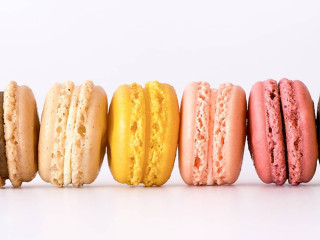 Le Macaron French Pastries