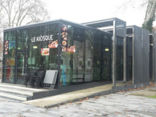 Le Kiosque Par La Grange