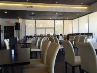 Grille Lounge