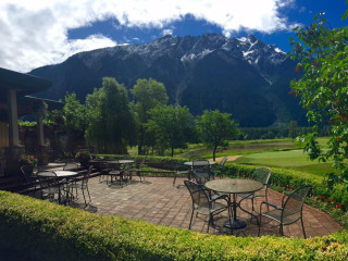 Fescues Restaurant at Big Sky Golf Club