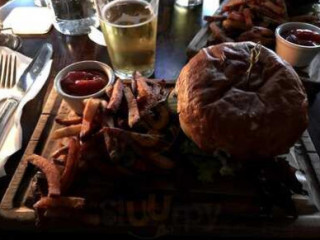 restaurant image