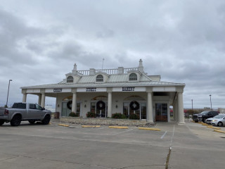 Collin Street Bakery I 45 Corsicana