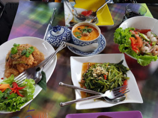 Thai Gallery