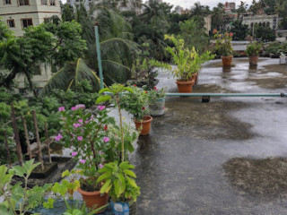 Khan Bari