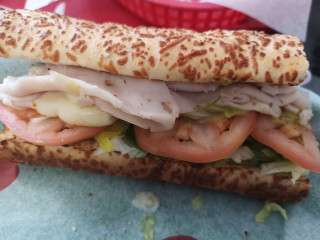 Quiznos Subs