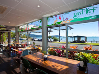 Fat Frog Beach Cafe