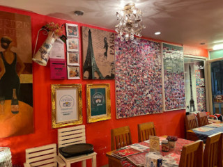 restaurant image