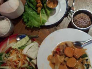 Saap Ver Authentic Thai Cuisine