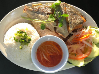 Phở Cần Thơ Vietnamese Cuisine