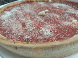 Atinos Pizza 2