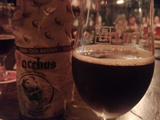 Agnes Pub