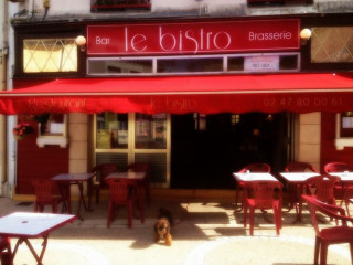 Le Bistro