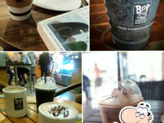 Bo's Coffee [samping Avenue]