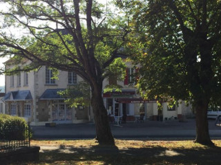 Auberge De La Fermete