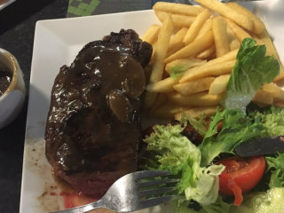 Sporties Steak Grill