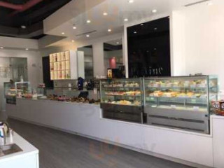 Praline Bakery