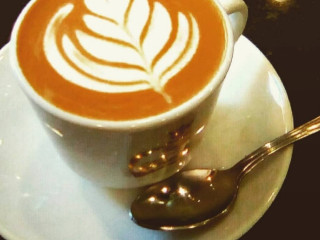 La Dolce Vita Cafe