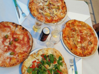 Bruno's Rosticceria Pizzeria