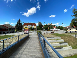 Tillichovo Náměstí
