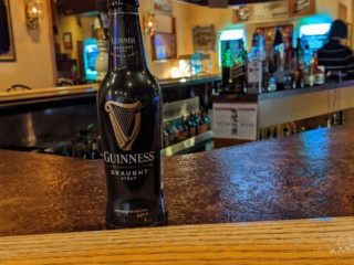 Addison Pub