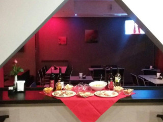Diamond Lounge