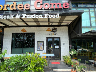 ร้านพอดีคำ Pordee Come