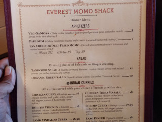 Everest Momo Shack