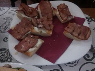 Los Trillizos