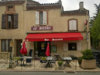 Le Bistro