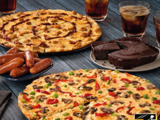 Debonairs Pizza