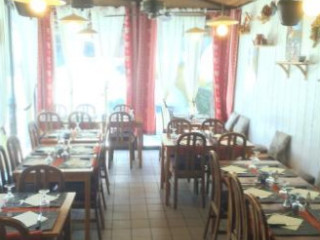 Chez Fred's
