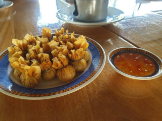 ร้านอาหารถุงทอง