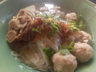 ตามสั่ง ในซอย