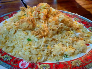 ร้านอาหารลมโชย