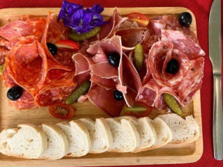 L'occitan ร้านอาหารลุคซิตอง