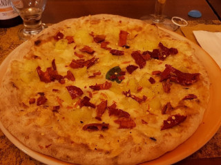 Old West Pizzeria E Grill