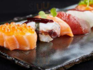 Living Lounge Sushi